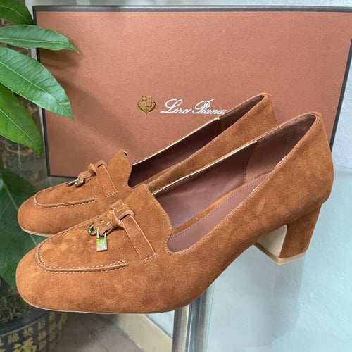 حذاء لوروبيانا بكعب ماستر شامل الملحقات