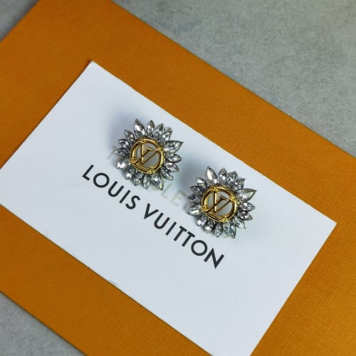 حلق لويس فيتون ماستر مع الملحقات