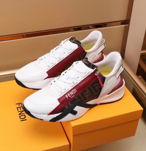 حذاء رجالي ماركة فندي ماستر شامل الملحقات