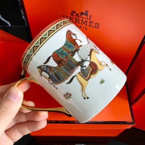 كوب هيرمز بورسلان فخم ماستر محفور بحرفية هيرمز شام...