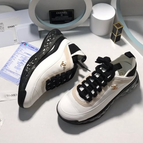 حذاء شانيل سبورت نسائي شامل الملحقات