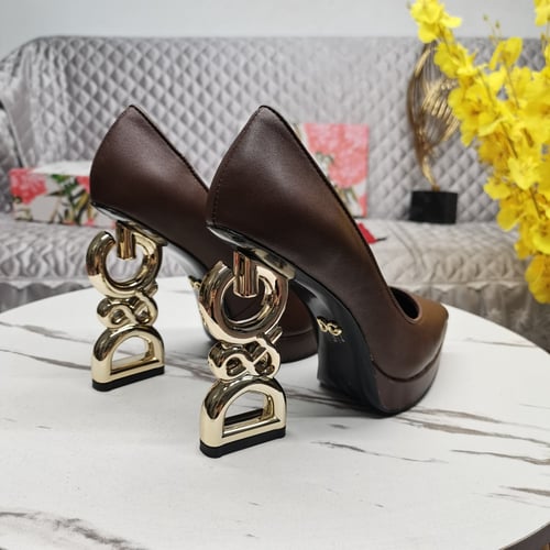 حذاء كعب دولتشي قبانا ماستر شامل الملحقات