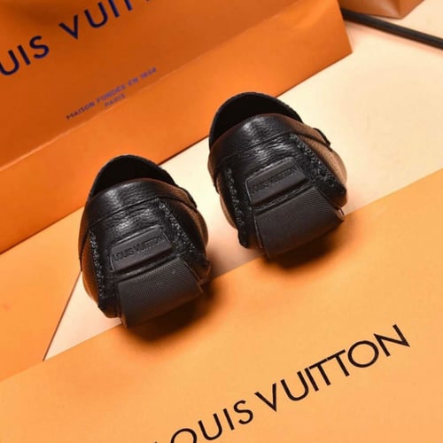 حذاء لويس فيتون رجالي ماستر شامل الملحقات