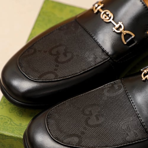 حذاء قوتشي رجالي ماستر شامل الملحقات