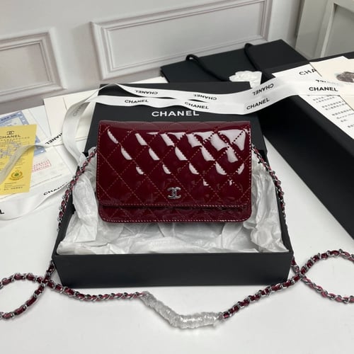 حقيبة شانيل جلد لمعة لونين حجم صغير شامل الملحقات