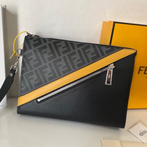 باوتش ماركة فندي ماستر شامل الملحقات