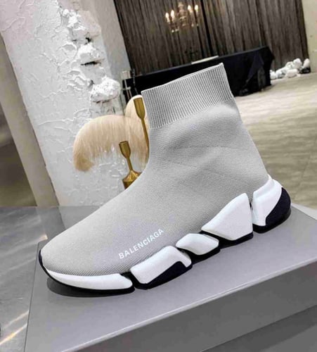 بوت بلنسياغا حذاء ماستر رجالي/نسائي شامل الملحقات