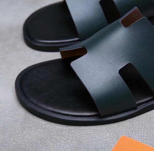 نعال رجالي هيرمز شامل الملحقات