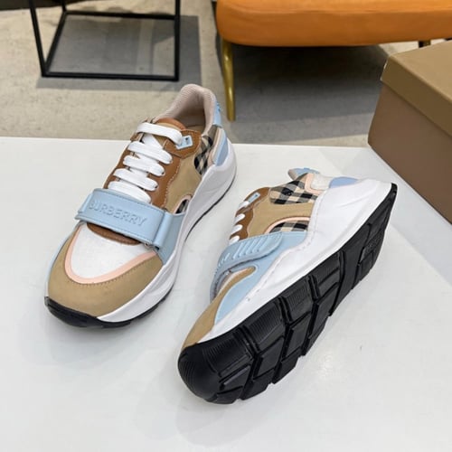 حذاء بيربري سنيكرز رجالي نسائي ماستر