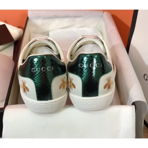 قوتشي حذاء سبورت نقشتين جودة عالية مع العلبة