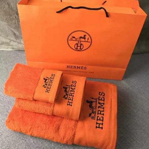 مناشف هيرمز طقم مكون من 3 قطع مع العلبة