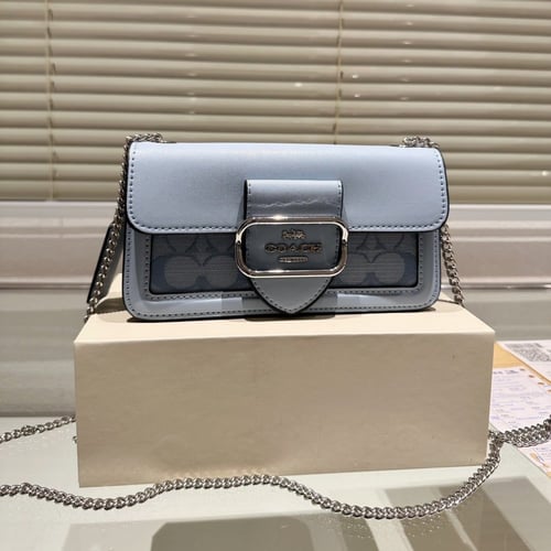 شنطة كوتش صغيرة مجموعة الوان ماستر