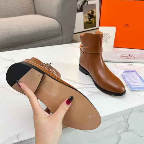 بوت نسائي ماركة هيرمز ماستر شامل الملحقات