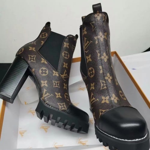 بوت لويس فيتون ماستر شامل الملحقات