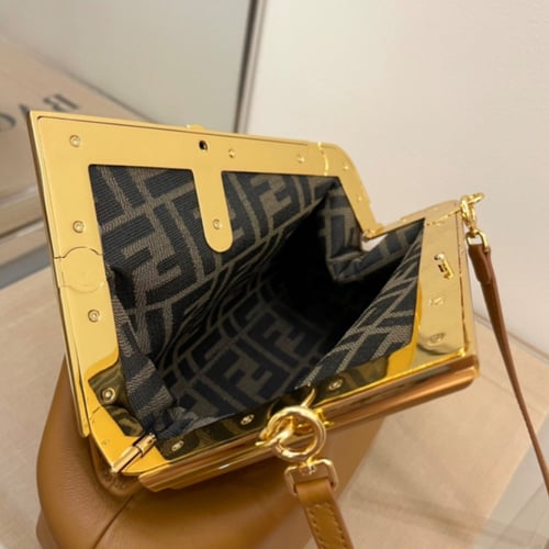 شنطة فندي شامل الملحقات