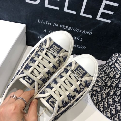 حذاء سنيكرز ديور جودة عالية عدة الوان شامل الملحقا...