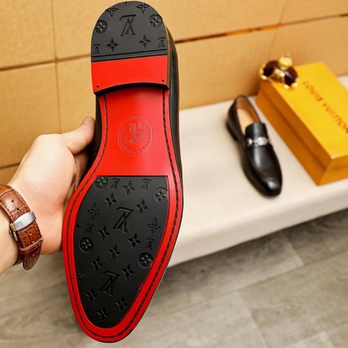 حذاء لويس فيتون ماستر شامل الملحقات