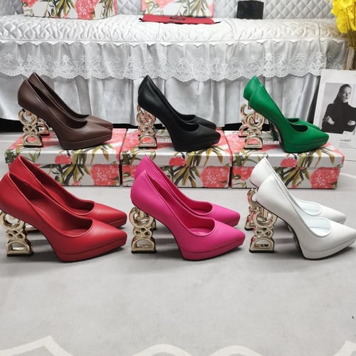 حذاء كعب دولتشي قبانا ماستر شامل الملحقات