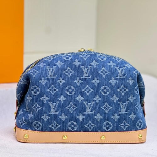 شنطة مكياج شامل الملحقات