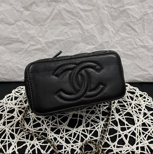 شنطة شانيل عالية الجودة شامل الملحقات