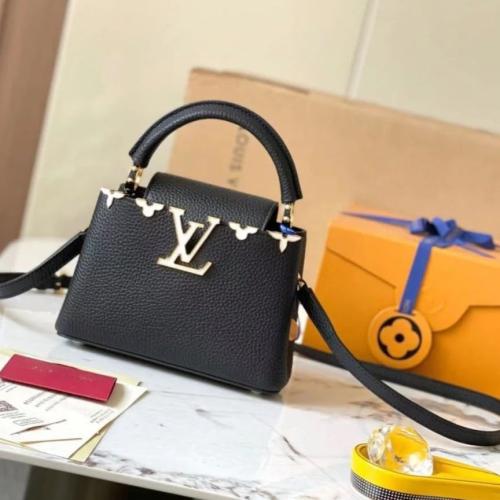 شنطة لويس فيتون كابسين CAPUCINES MiNi