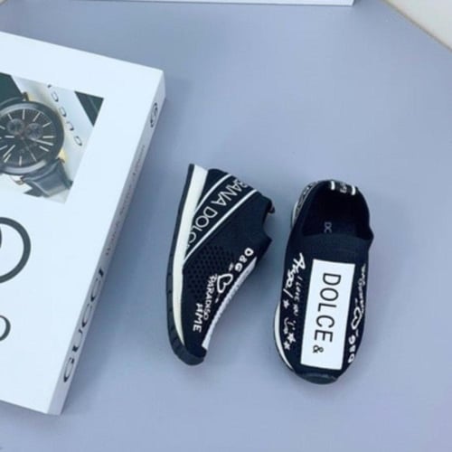 حذاء اطفال دولتش اند قبانا