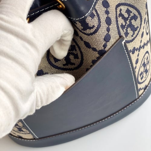 توري بورتش حقيبة ماستر مع العلبة