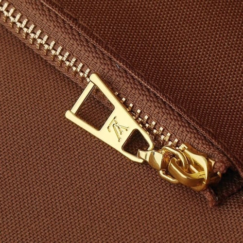 حقيبة لويس فيتون شامل العلبة