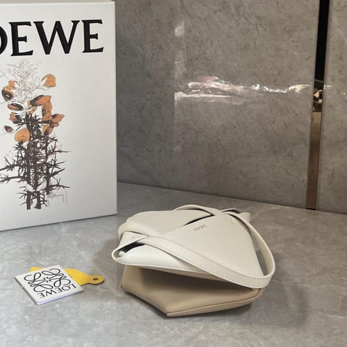 شنطة لويفي فولد بزل شامل العلبة