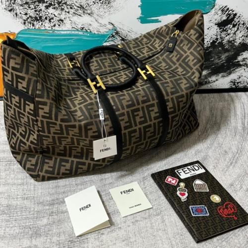 حقيبة كبيرة للرحلات ماركة فندي ماستر