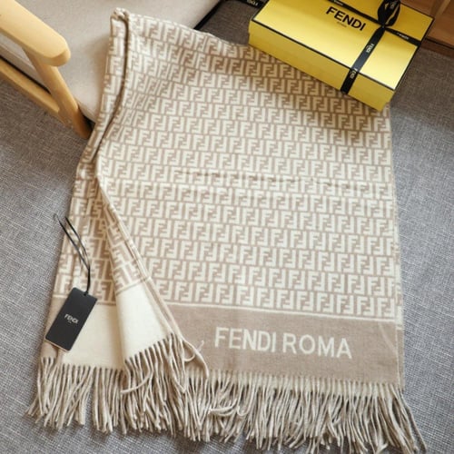 شال فندي لونين ماستر شامل الملحقات