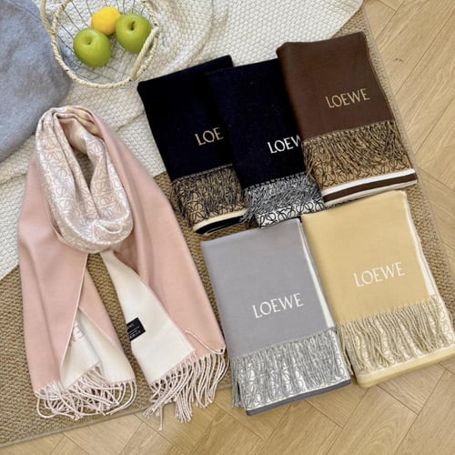 شال ماركة لويفي شامل البوكس