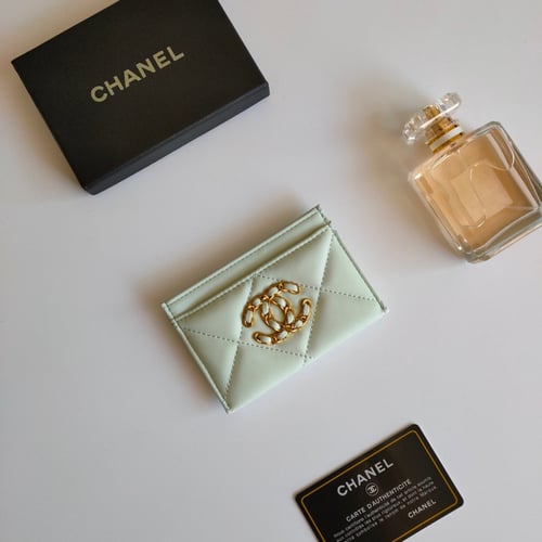 محفظة شانيل جودة عالية شامل الملحقات