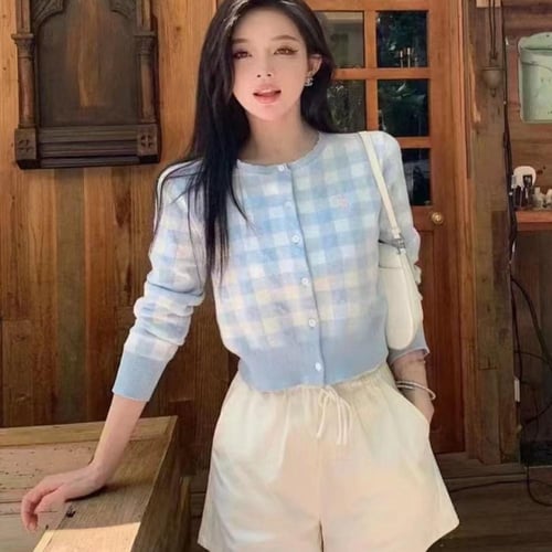 كارديجان لارف لورين ثلاث ألوان ماستر