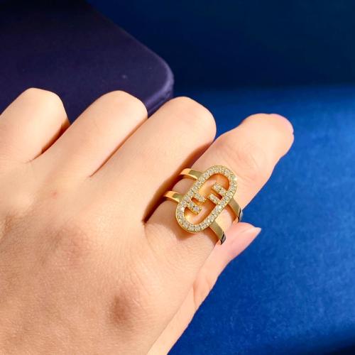 خاتم فندي ماستر شامل الملحقات