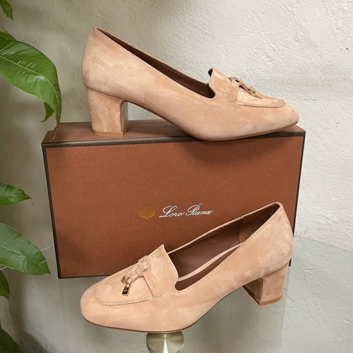 حذاء لوروبيانا بكعب ماستر شامل الملحقات