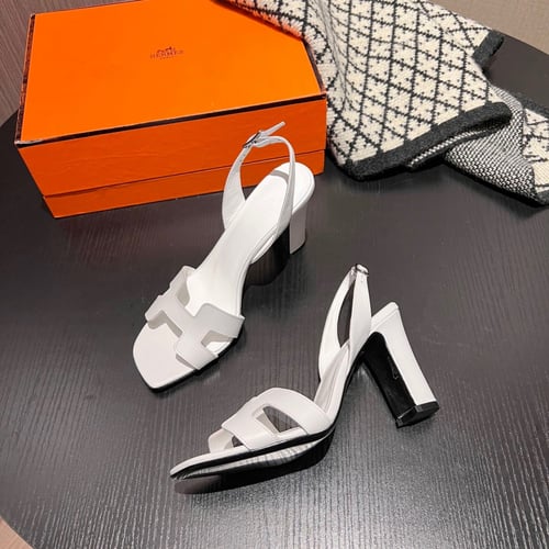 حذاء ماركة هيرمز ماستر شامل الملحقات