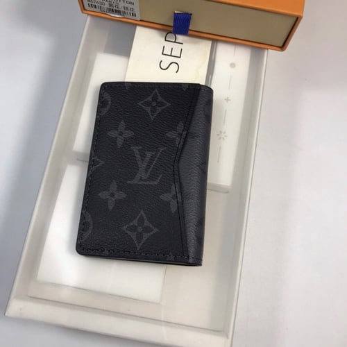 محفظة لويس فيتون