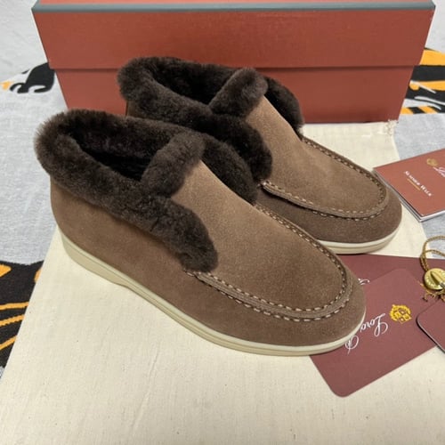 احذية لوروبيانا فرو نسائي ماستر شامل الملحقات