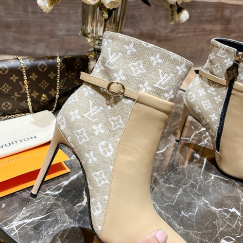 بوت لويس فيتون ماستر مع العلبة