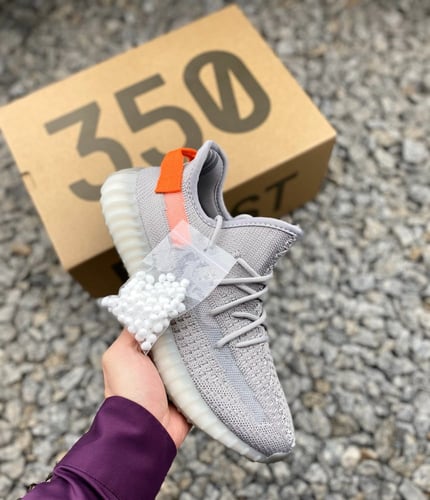 احذية ييزي اديداس ماستر