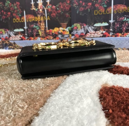 حقيبة دولتش اند قبانا لونين حجم صغير