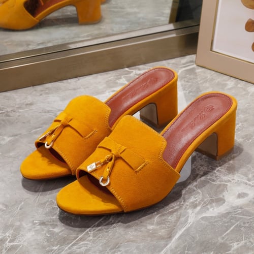 سليبرات لورو بيانا بكعب شامل الملحقات