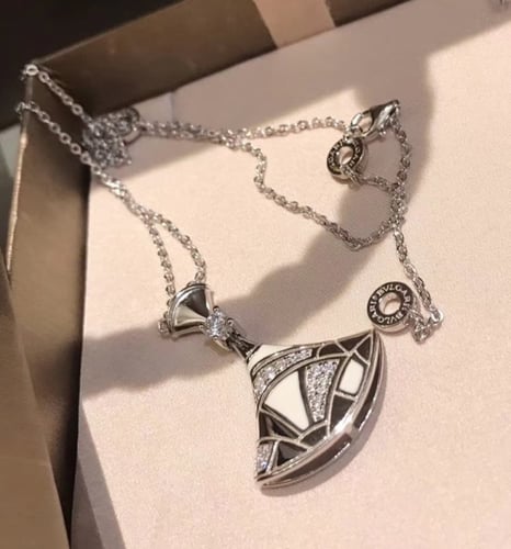 سلسال عقد بولغاري لونين شامل الملحقات