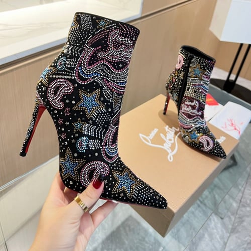 بوت كريستيان لابوتين ماستر مع العلبة