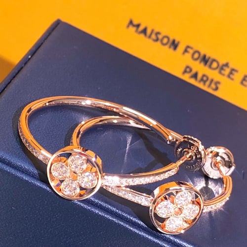 حلق لويس فيتون ماستر شامل الملحقات