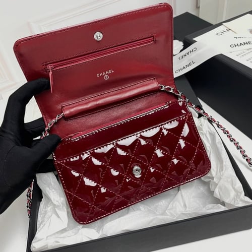 حقيبة شانيل جلد لمعة لونين حجم صغير شامل الملحقات