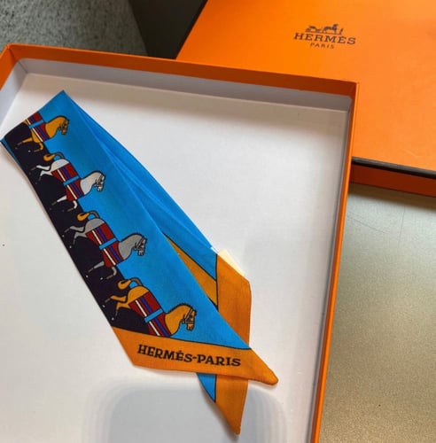 سكارفات ايرمز صغيرة للشنطة او الرقبة