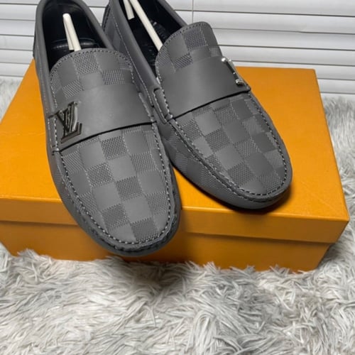 حذاء لويس فيتون رجالي ماستر شامل الملحقات