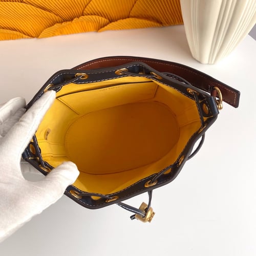 توري بورتش حقيبة ماستر مع العلبة